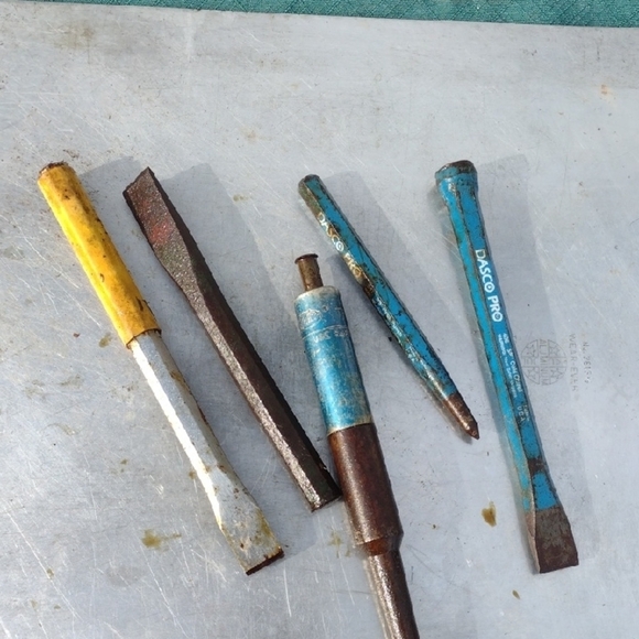 Vintage Metal Chisel&Punch Set(5) in Blue and Yellow - Picture 1 of 1